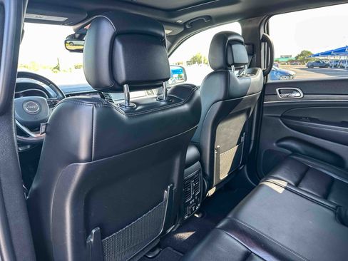 Used 2020 Jeep Grand Cherokee Limited AWD/4WD image 18