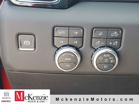 New 2026 GMC Sierra 1500 AT4 w/ AT4 Premium Package AWD/4WD image 20