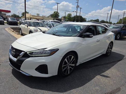 Used 2023 Nissan Maxima SV w/ Floor Mat Group FWD image 3