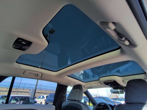 Used 2024 Lexus RZ 450e Premium w/ Technology Package image 23