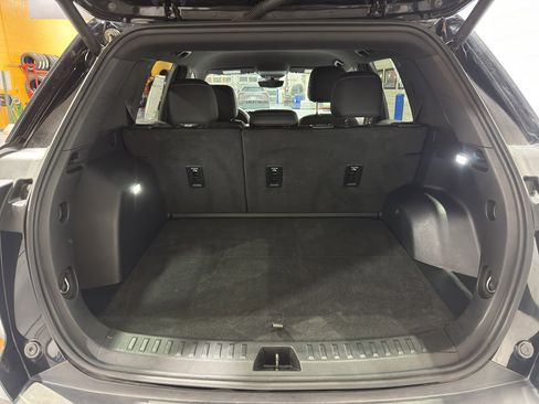 Used 2025 Chevrolet Equinox LT w/ Convenience Package II image 20