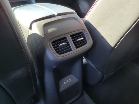 Used 2023 Buick Envision Essence w/ Sport Touring Package AWD/4WD image 29