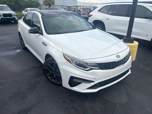 Used 2020 Kia Optima SE FWD image 3