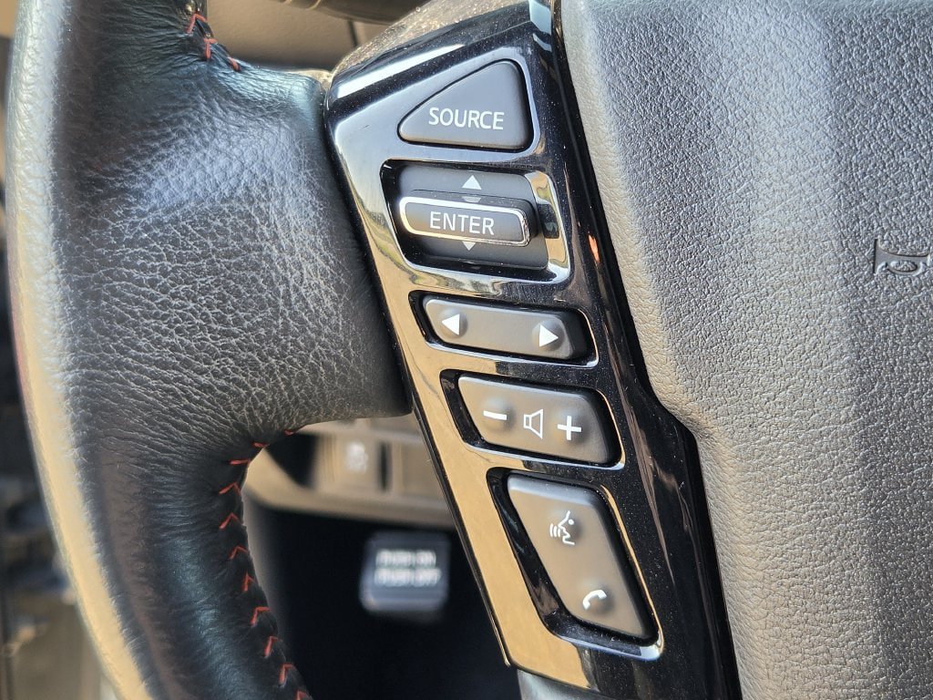 Used 2025 Nissan Frontier Pro-X RWD image 23