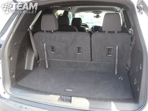 Used 2023 Chevrolet Traverse LT FWD image 31