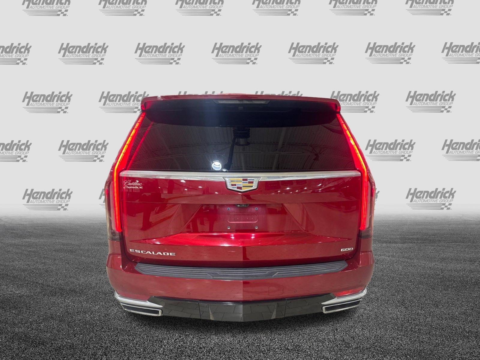 Used 2021 Cadillac Escalade Premium Luxury w/ Performance Package AWD/4WD image 7