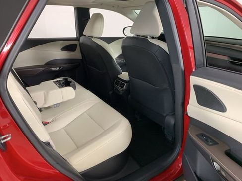 Used 2024 Lexus RX 350 Premium w/ Convenience Package image 37