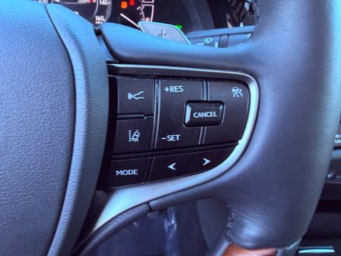 Certified 2024 Lexus ES 350 Ultra Luxury image 24