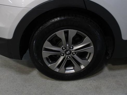 Used 2015 Hyundai Santa Fe Sport FWD image 25