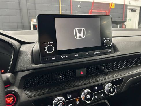 Certified 2025 Honda CR-V LX image 27