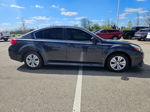 Used 2013 Subaru Legacy 2.5i AWD/4WD image 8