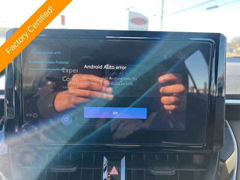 Used 2025 Toyota Corolla LE image 20