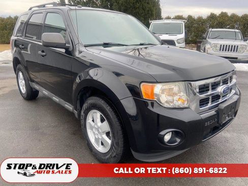 Used 2010 Ford Escape XLT image 7
