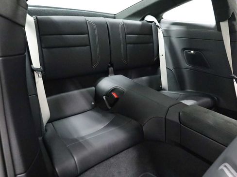 Certified 2025 Porsche 911 Carrera RWD image 35