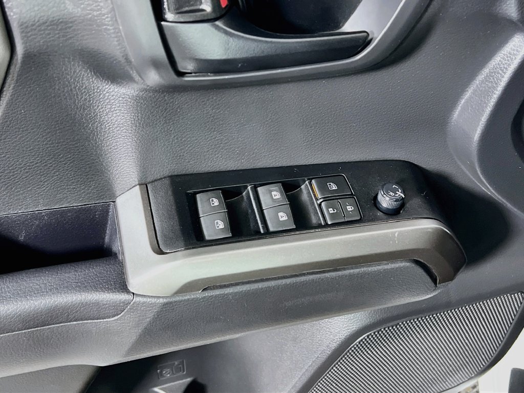 Certified 2023 Toyota Tacoma SR5 w/ Technology Package AWD/4WD image 16