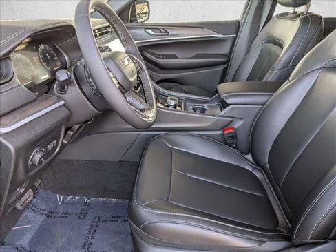 New 2026 Jeep Grand Cherokee Limited image 4