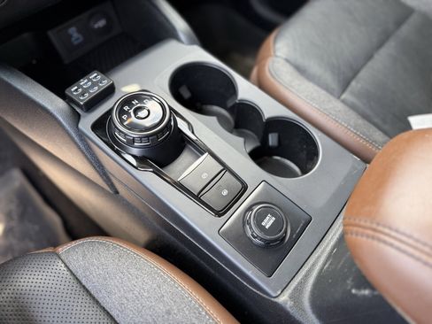 Used 2021 Ford Bronco Sport Outer Banks image 16