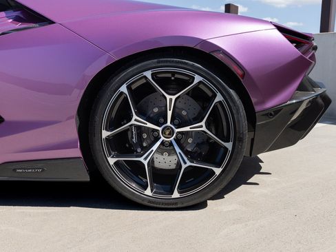 Used 2026 Lamborghini Revuelto AWD/4WD image 17