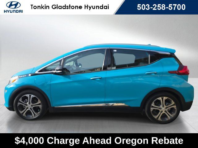 Used 2020 Chevrolet Bolt Premier w/ Infotainment Package FWD image 6