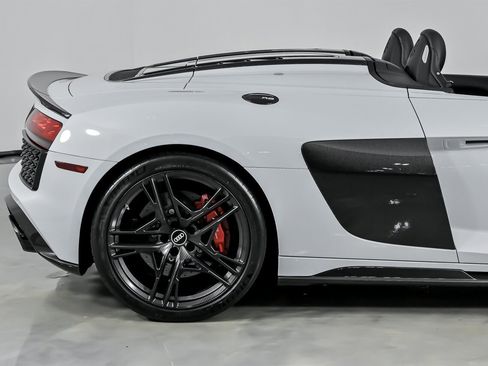 Used 2020 Audi R8 V10 performance image 13