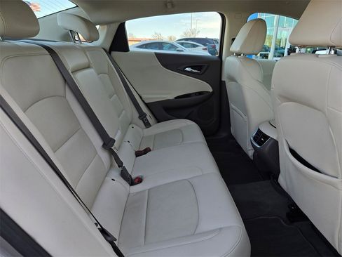 Used 2024 Chevrolet Malibu LT image 23