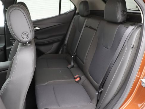 Used 2020 Buick Encore GX Select image 11