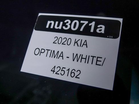 Used 2020 Kia Optima Premium image 32