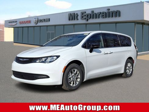New 2026 Chrysler Voyager LX image 1
