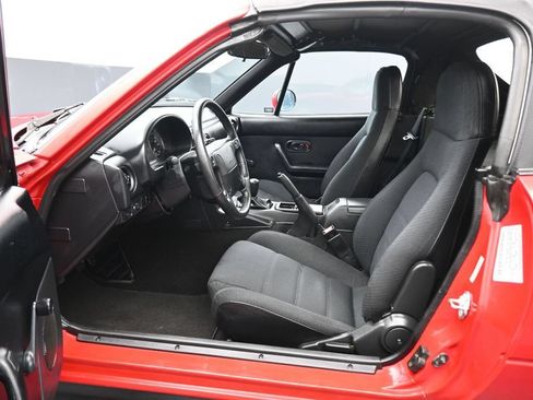 Used 1990 MAZDA MX-5 Miata RWD image 10
