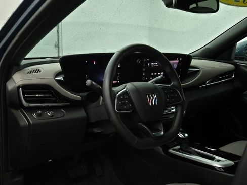 Used 2024 Buick Envista Avenir image 21