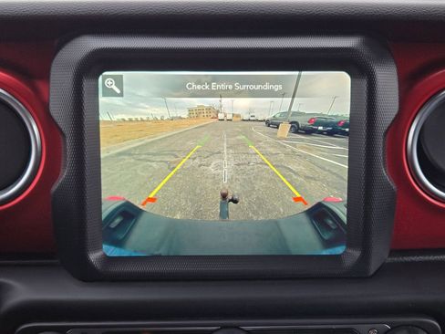 Used 2021 Jeep Gladiator Rubicon image 25