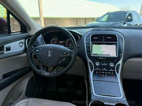 Used 2016 Lincoln MKX Reserve w/ Luxury Package image 22