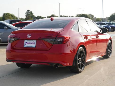 Used 2022 Honda Civic Sport image 8