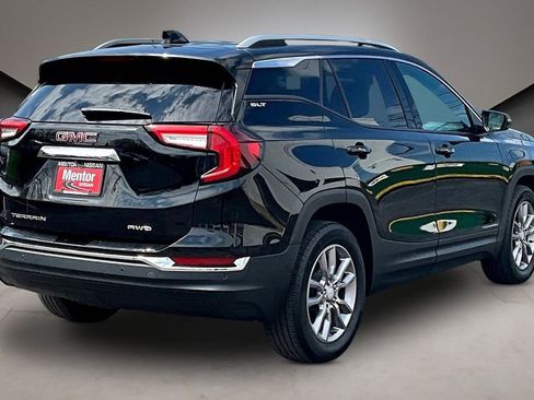 Used 2022 GMC Terrain SLT w/ Infotainment Package II AWD/4WD image 6