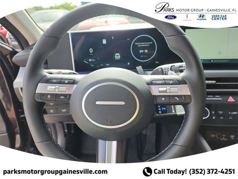 New 2025 Hyundai Sonata Limited image 30