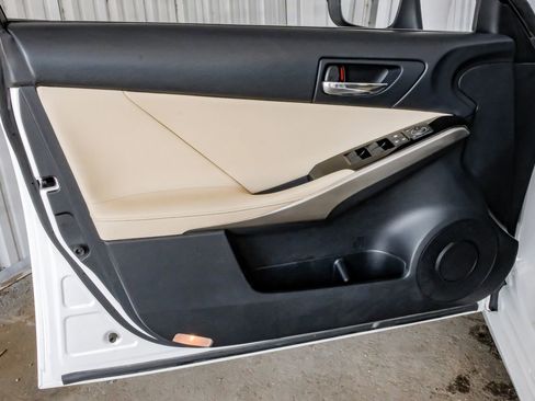 Used 2016 Lexus IS 200t image 43