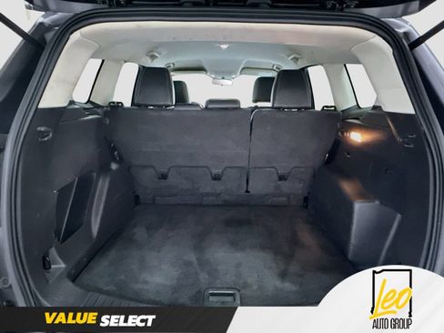Used 2017 Ford Escape SE w/ Equipment Group 201A AWD/4WD image 28