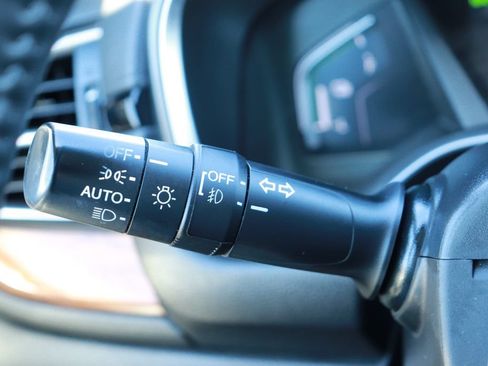 Used 2022 Honda CR-V Touring image 27