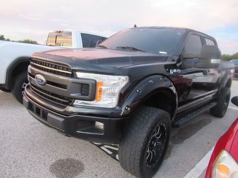 Certified 2020 Ford F150 XLT w/ Equipment Group 302A Luxury RWD image 3