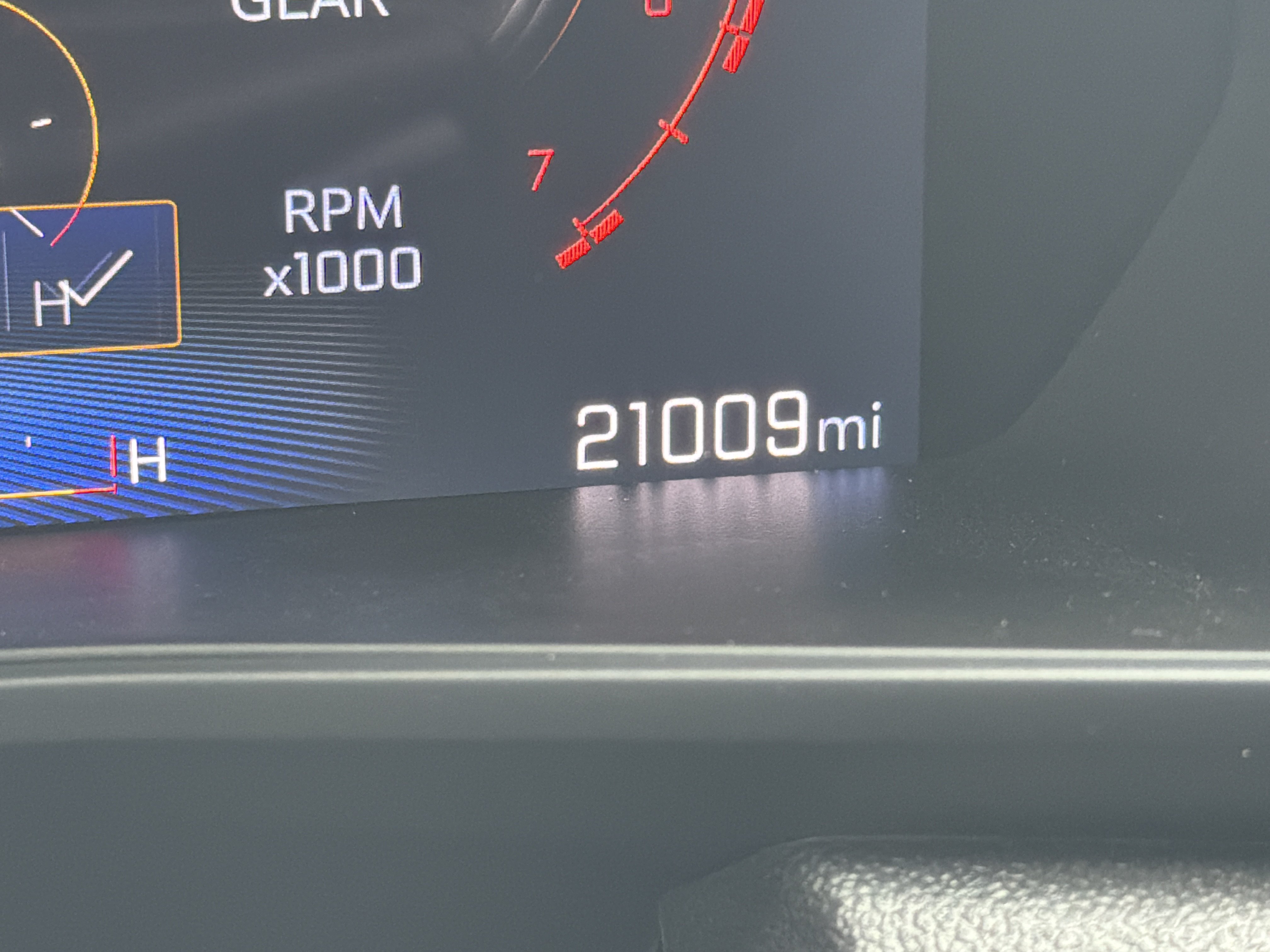 Used 2024 Chevrolet Colorado Trail Boss w/ Technology Package AWD/4WD image 22