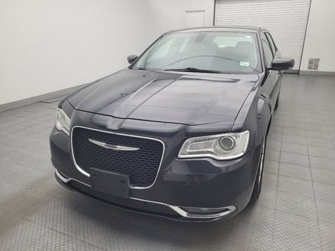 Used 2016 Chrysler 300 Limited RWD image 15