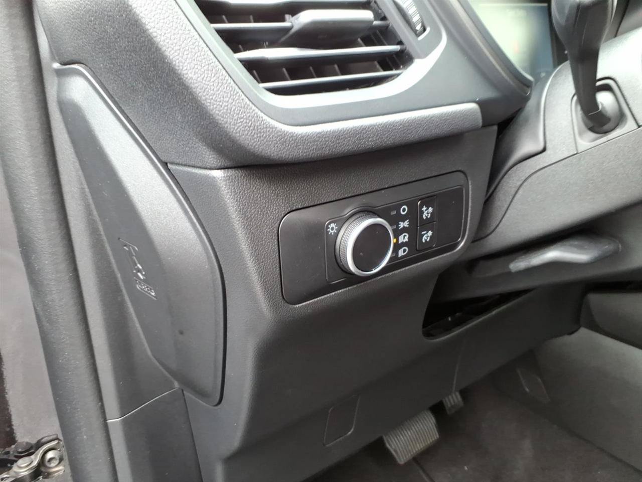 Used 2025 Ford Escape Active FWD image 7