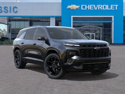 New 2026 Chevrolet Traverse RS w/ LPO, Floor Liner Package FWD image 7