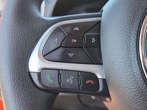 Used 2019 Jeep Renegade Sport image 15