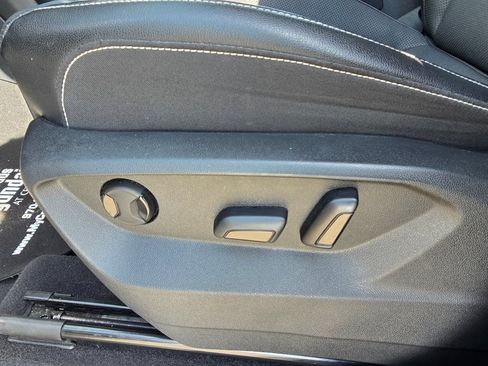 Used 2024 Volkswagen Atlas SE image 16