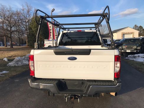 Used 2022 Ford F250 XL w/ STX Appearance Package image 9