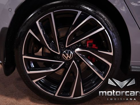 Used 2022 Volkswagen GTI Autobahn image 21