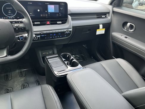 New 2026 Hyundai Ioniq 5 SEL RWD image 17