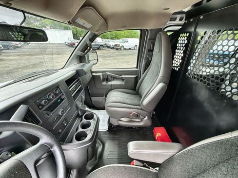 Used 2024 Chevrolet Express 2500 w/ Driver Convenience Package RWD image 34