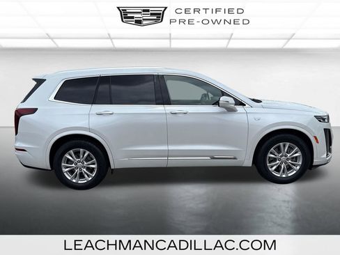 Certified 2022 Cadillac XT6 Luxury FWD image 2